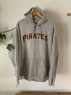 Pirates Grey Zip-Up Hoodie ⚾️